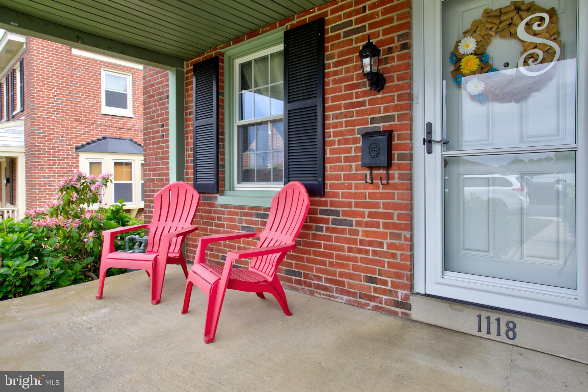 1118 Ranck Mill Road Lancaster, PA 17602 - Photo 4 of 32 Front Porch