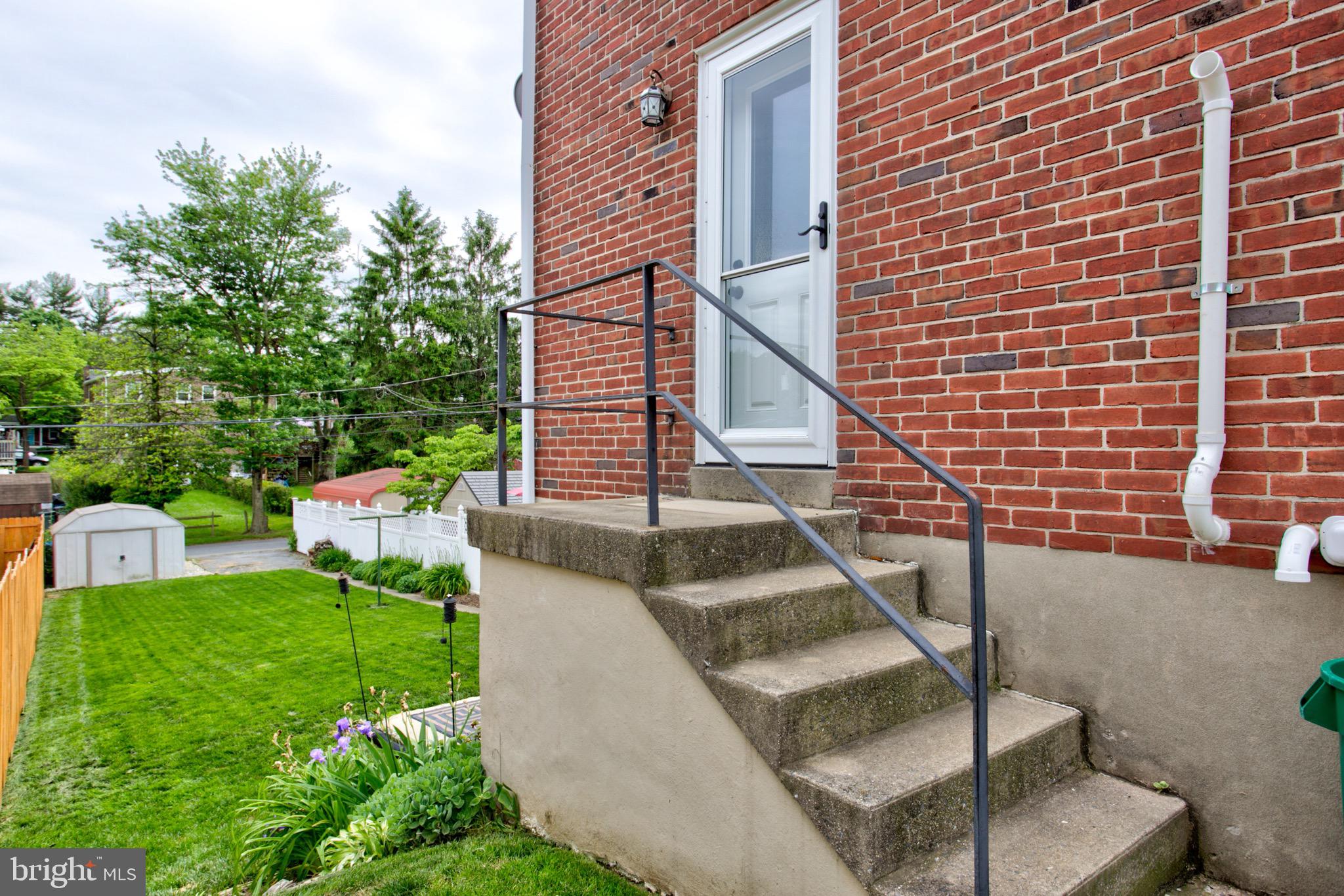 1118 Ranck Mill Road Lancaster, PA 17602 - Photo 6 of 32 Gallery Image 6