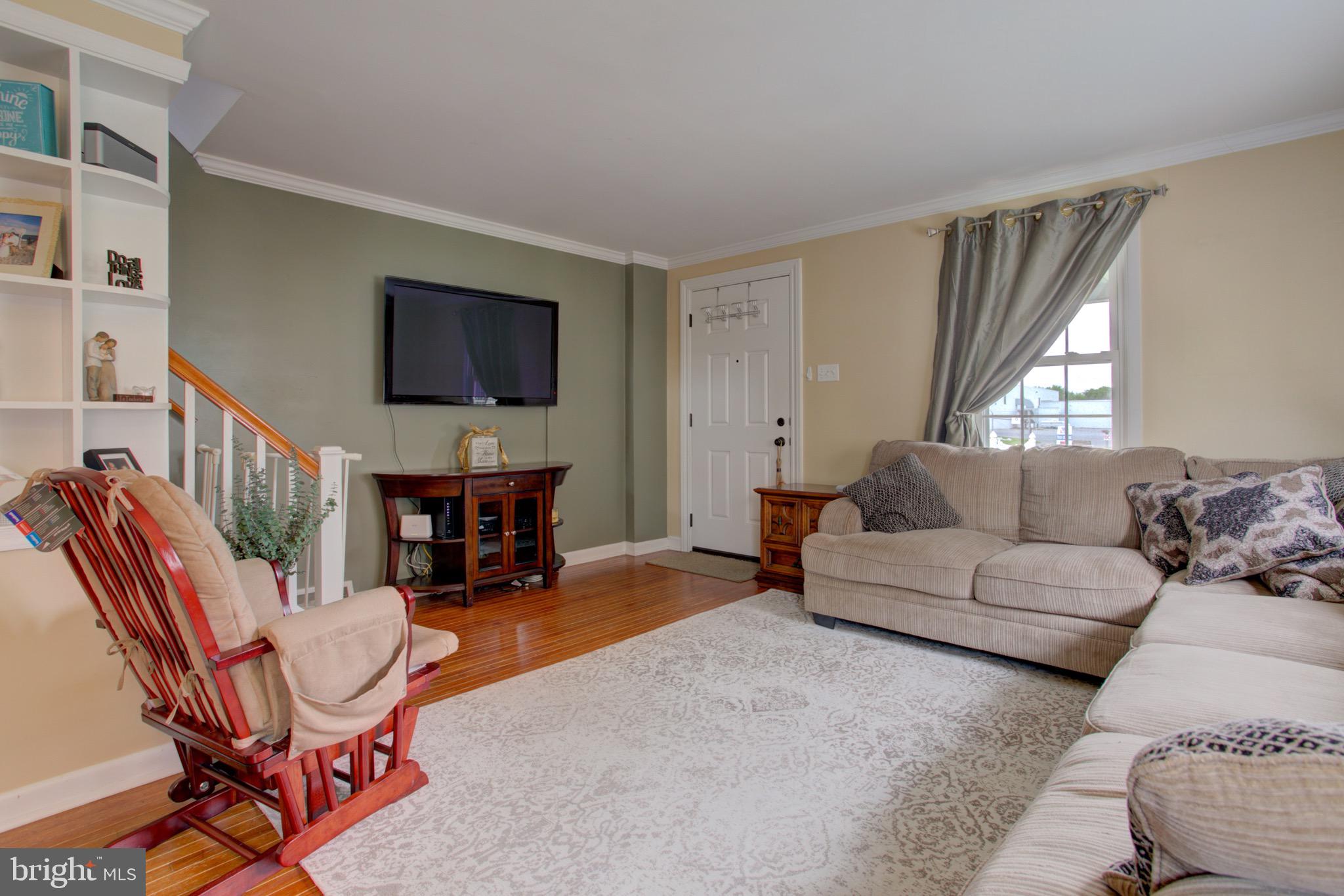 1118 Ranck Mill Road Lancaster, PA 17602 - Photo 8 of 32 Livingroom