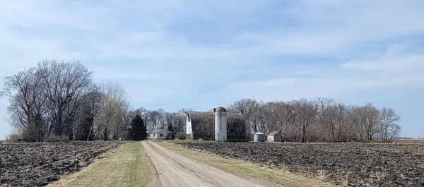 $225,000 | 70651 460th Street, Hector, MN 55342