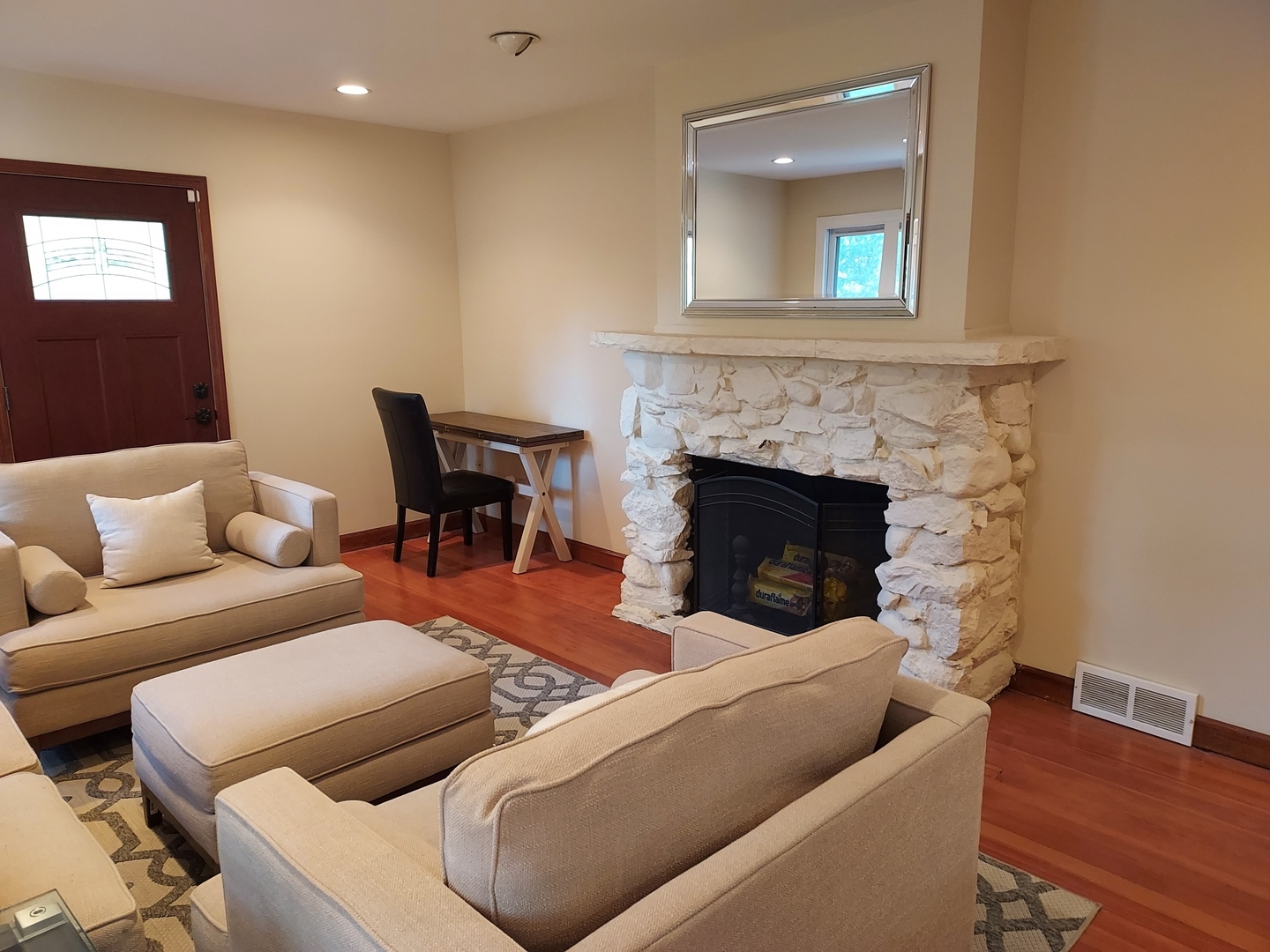 201 Devonshire Road Tower Lakes, IL 60010 - Photo 10 of 38 Gallery Image 10
