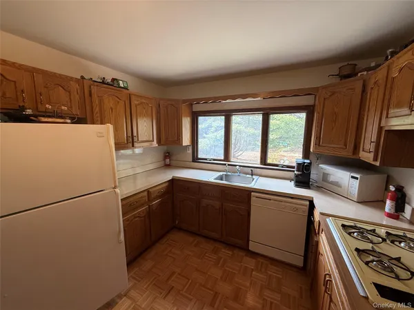 $519,000 | 1441 Ulster Heights Road, Ellenville, NY 12428