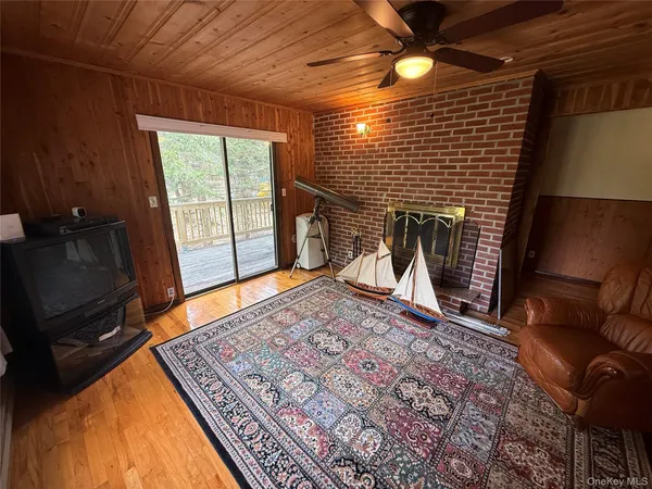 $519,000 | 1441 Ulster Heights Road, Ellenville, NY 12428