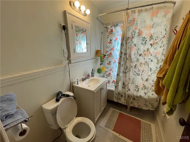 $229,900 | 176 Forest Hill Drive, Unit 78, Syracuse, NY 13206