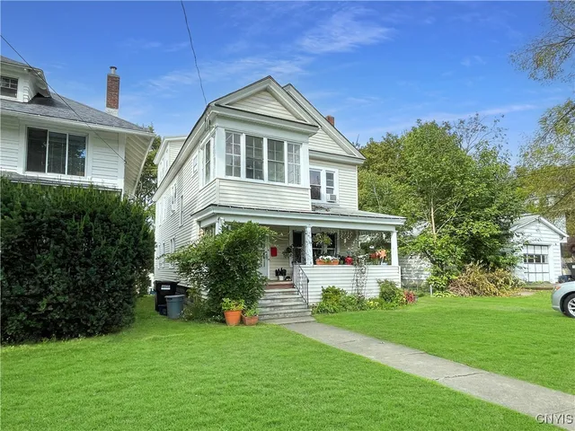 $229,900 | 176 Forest Hill Drive, Unit 78, Syracuse, NY 13206