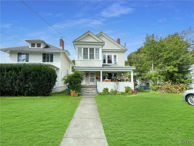 $229,900 | 176 Forest Hill Drive, Unit 78, Syracuse, NY 13206