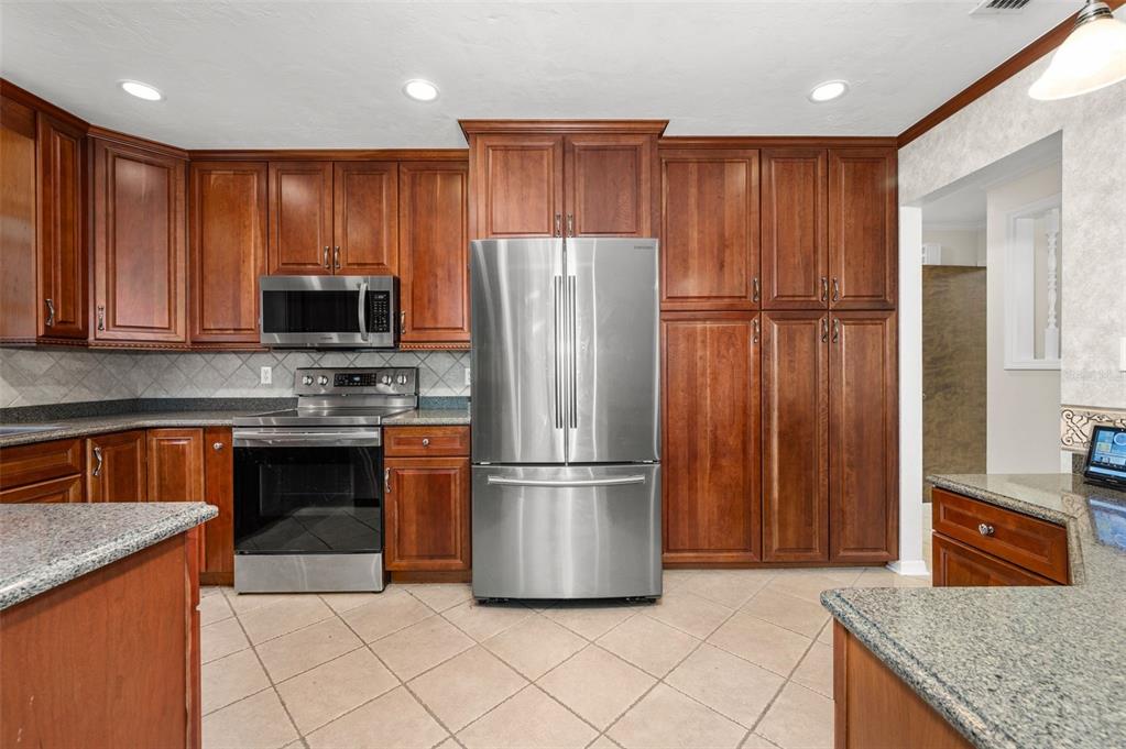 7713 Southwest 9th Place Gainesville, FL 32607 - Photo 12 of 36 Gallery Image 12