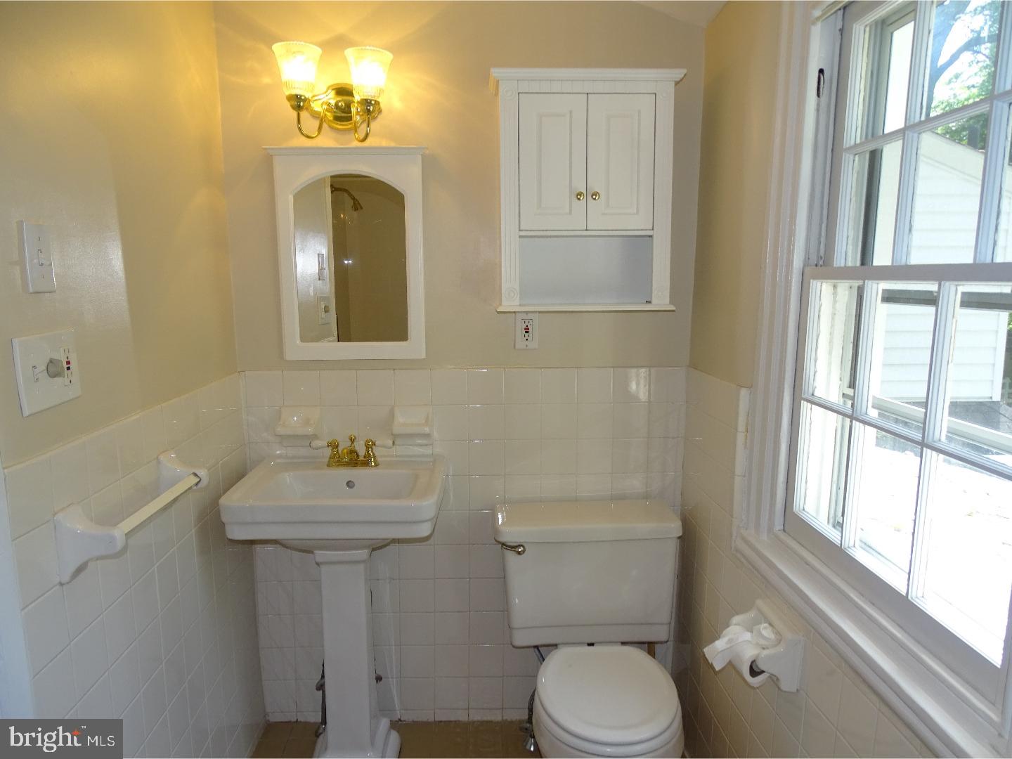 668 Gulph Road Wayne, PA 19087 - Photo 13 of 24 Bathroom