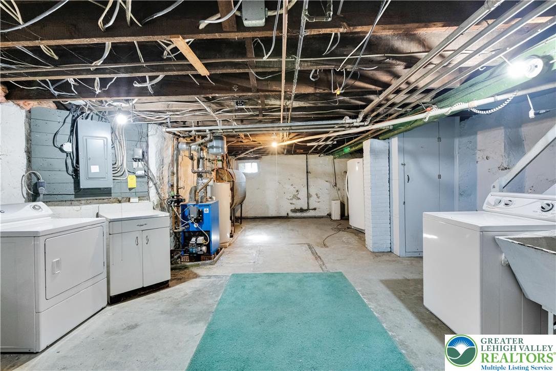 1130 Spring Street Bethlehem, PA 18018 - Photo 40 of 42 a utility room with dryer and washer