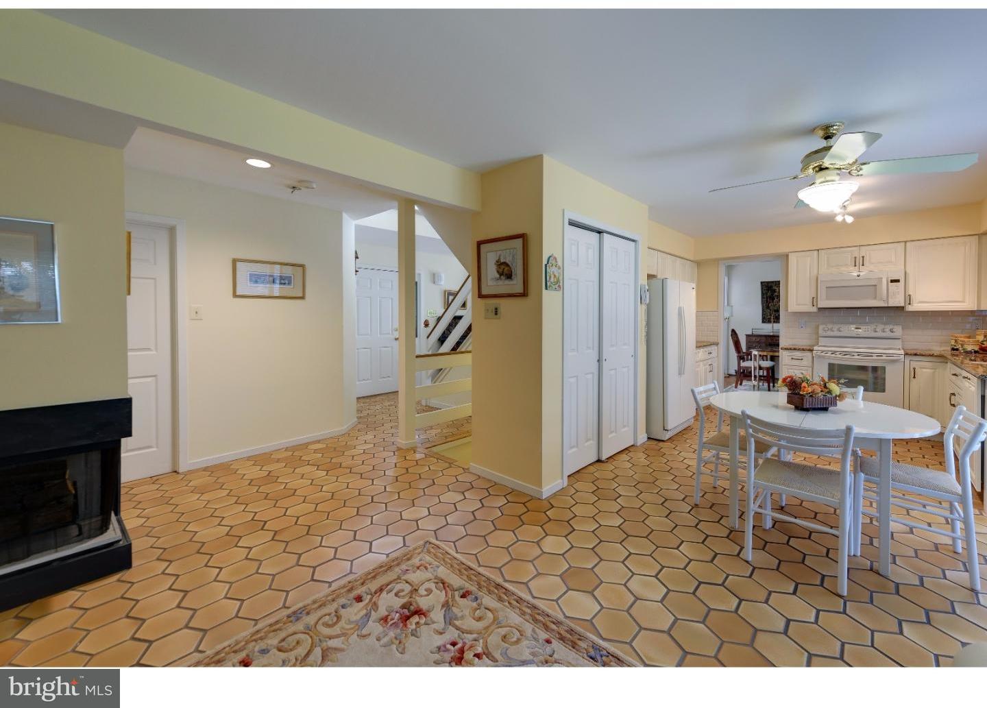 39 Stonehurst Court Chesterbrook, PA 19087 - Photo 15 of 25 Gallery Image 15