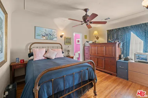 $2,795,000 | 1361 South Tremaine Avenue, Los Angeles, CA 90019