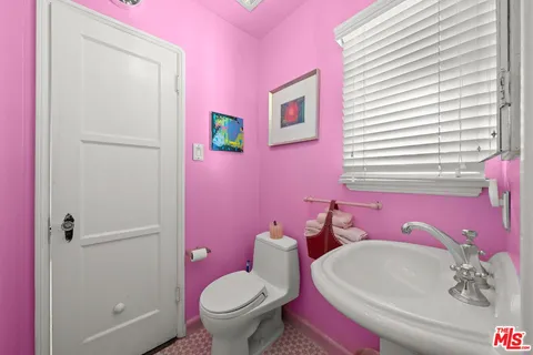 $2,795,000 | 1361 South Tremaine Avenue, Los Angeles, CA 90019