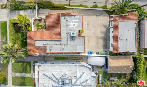 $2,595,000 | 1361 South Tremaine Avenue, Los Angeles, CA 90019