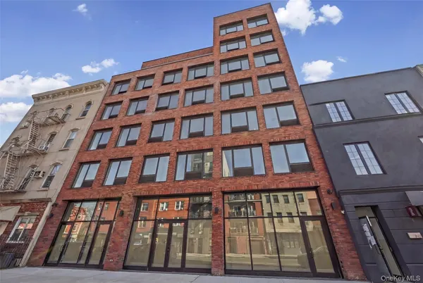 $4,350 | 444 Graham Avenue, Unit 4G | Williamsburg