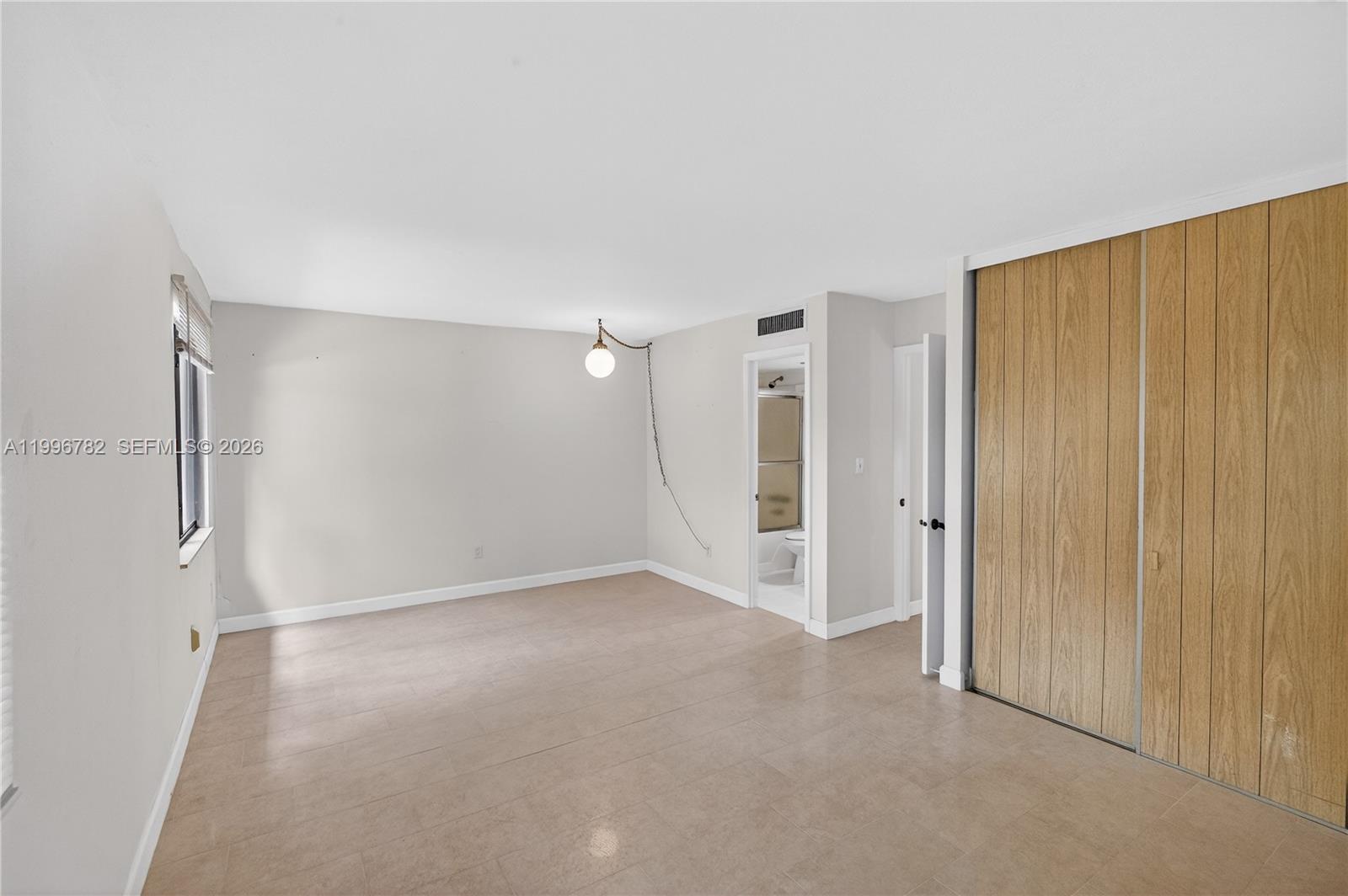 7833 Southwest 102nd Place Miami, FL 33173 - Photo 17 of 51