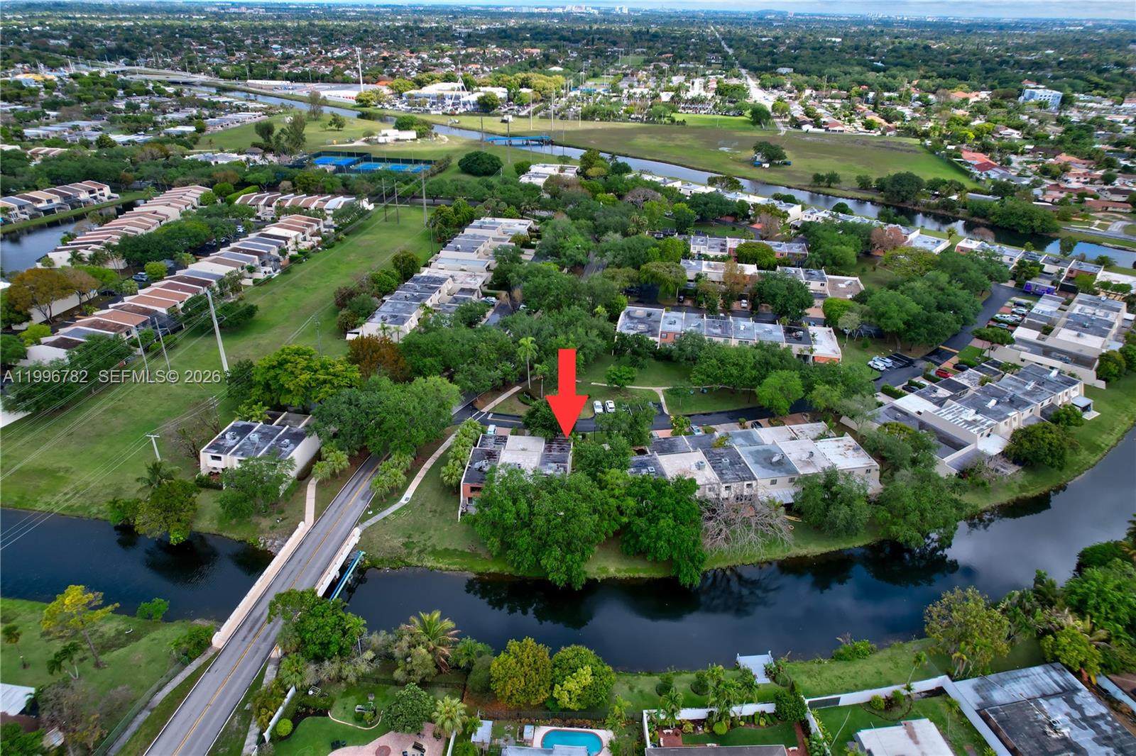 7833 Southwest 102nd Place Miami, FL 33173 - Photo 38 of 51