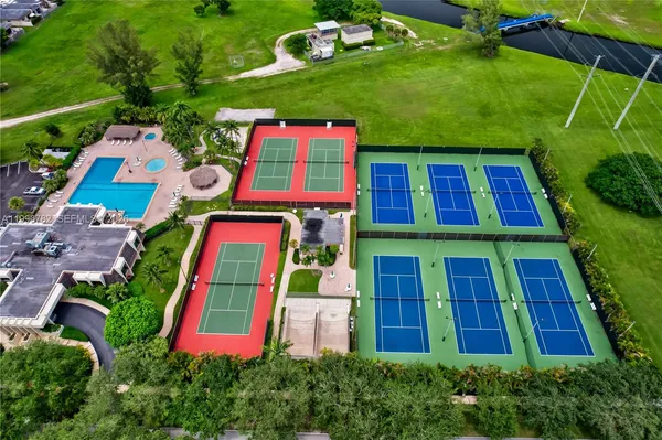 $525,000 | 7833 Southwest 102nd Place, Miami, FL 33173