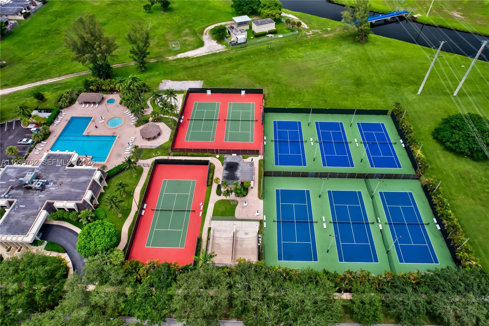 7833 Southwest 102nd Place Miami, FL 33173 - Photo 50 of 51 9 tennis courts