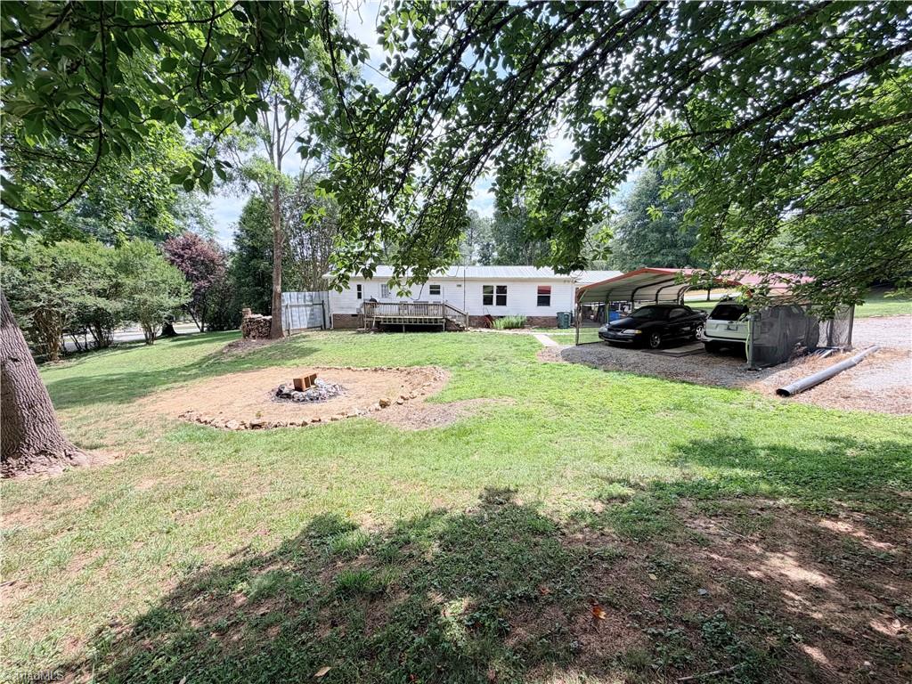 1390 Cb Eller School Road Elkin, NC 28621 - Photo 30 of 33