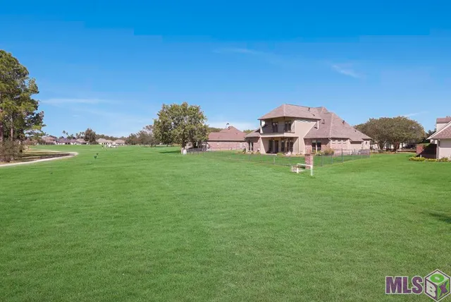 $745,000 | 40174 Dove Estates Court, Gonzales, LA 70737