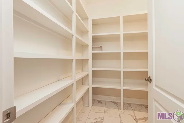 $745,000 | 40174 Dove Estates Court, Gonzales, LA 70737