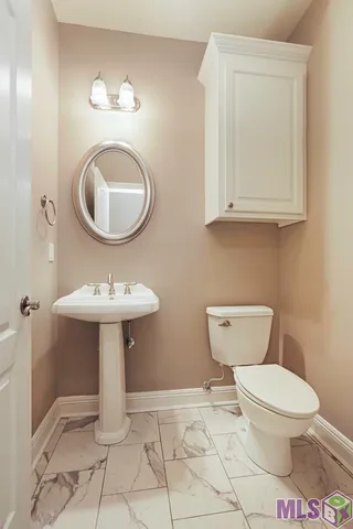 $745,000 | 40174 Dove Estates Court, Gonzales, LA 70737