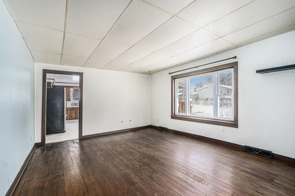 $181,000 | 620 Bangor Road, Lawrence, MI 49064