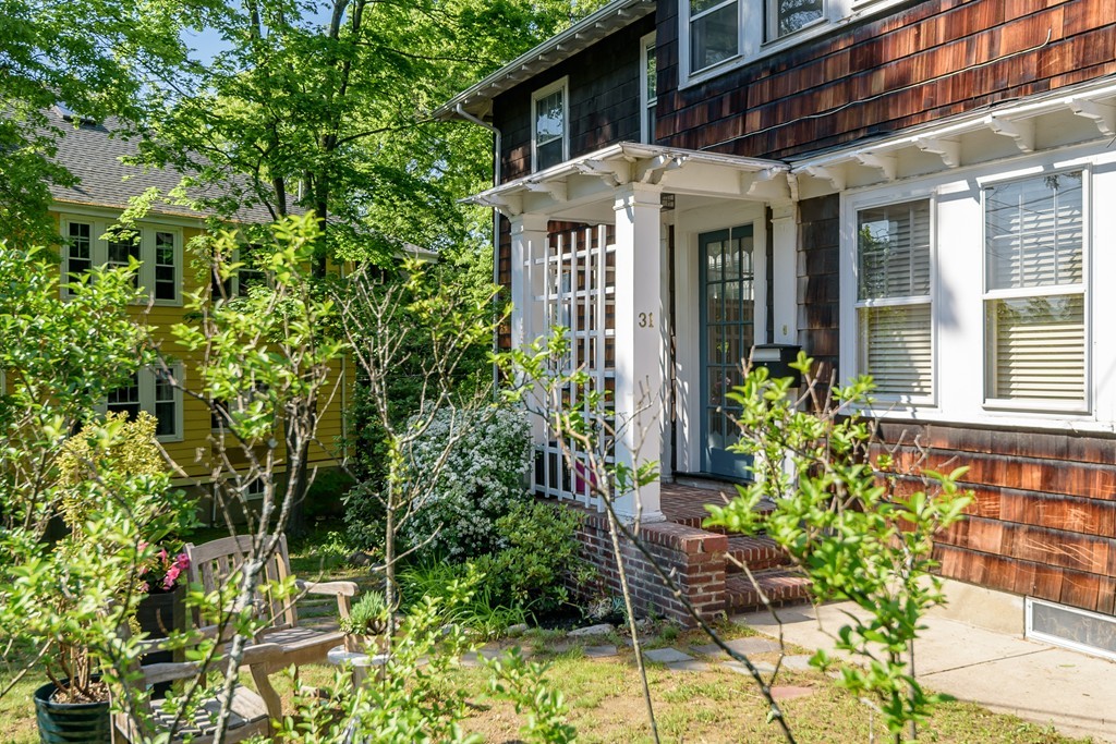 31 Addington Road, Unit 31 Brookline, MA 02445 - Photo 16 of 17