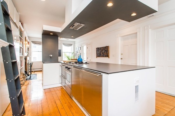 33 Washington Street, Unit 2 Boston, MA 02129 - Photo 3 of 8 Gallery Image 3