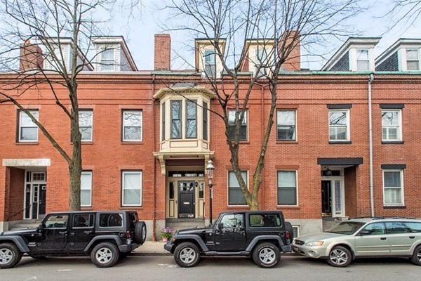33 Washington Street, Unit 2 Boston, MA 02129 - Photo 8 of 8 Gallery Image 8