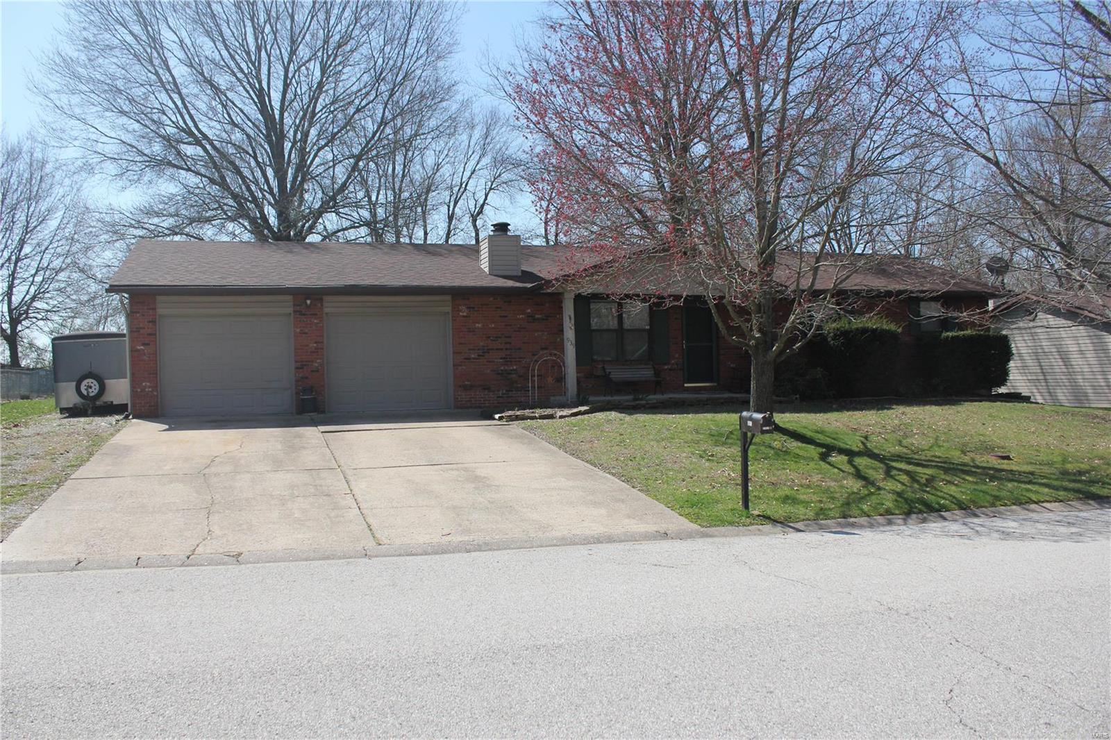 939 Olde Farm Road Troy, IL 62294 - Photo 2 of 34 Gallery Image 2