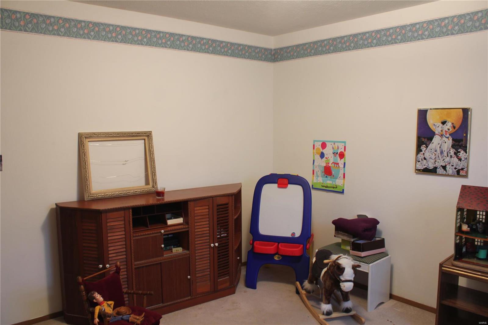 939 Olde Farm Road Troy, IL 62294 - Photo 17 of 34 Gallery Image 17