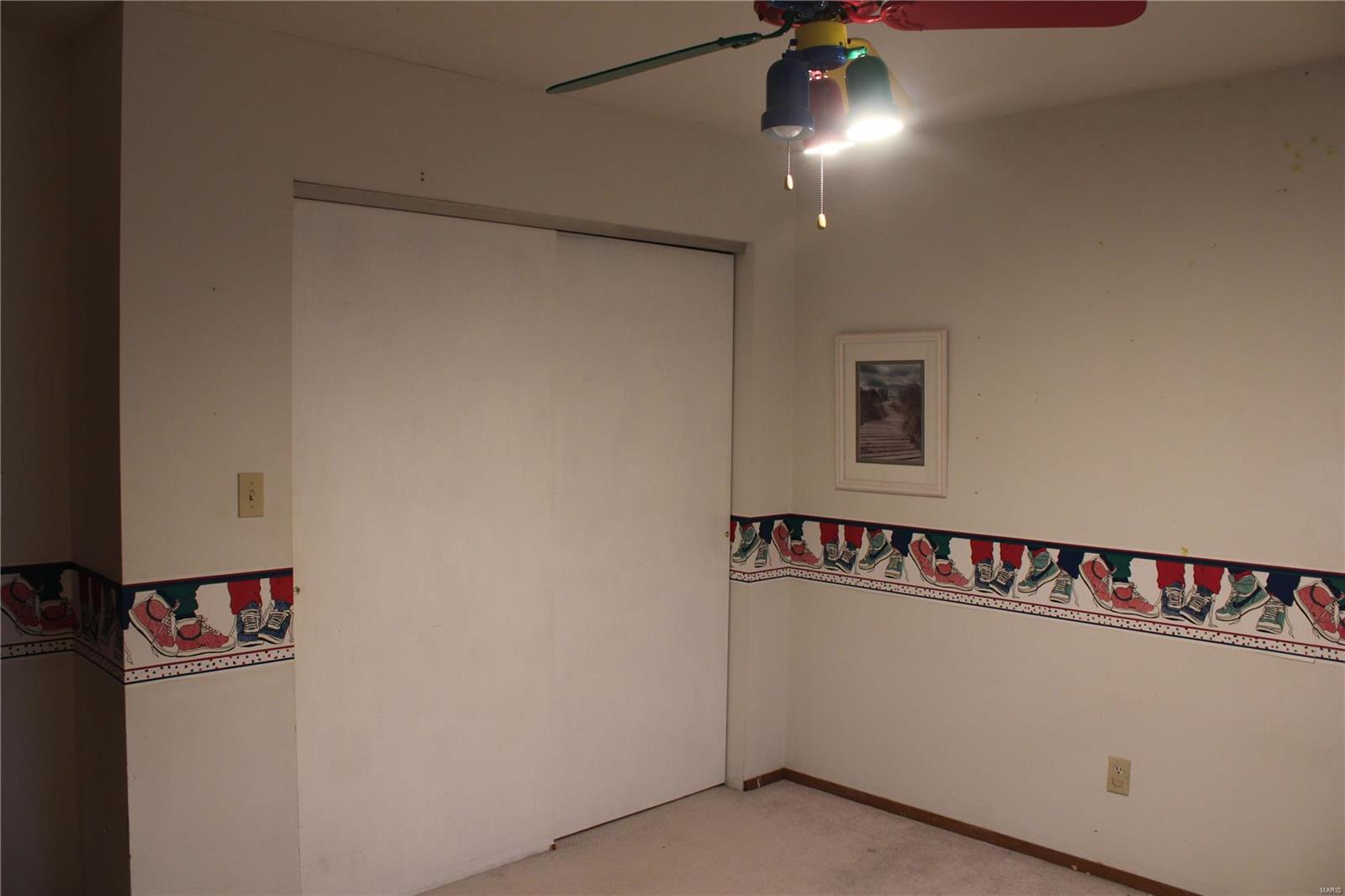 939 Olde Farm Road Troy, IL 62294 - Photo 19 of 34 Gallery Image 19