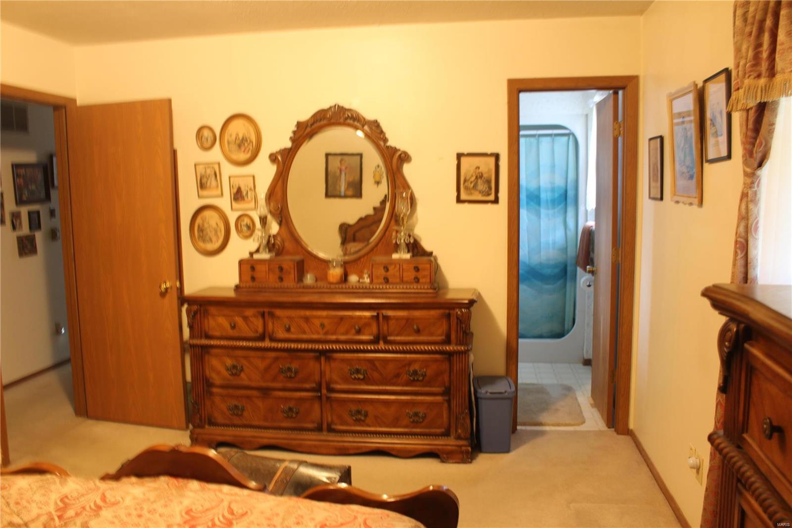 939 Olde Farm Road Troy, IL 62294 - Photo 21 of 34 Gallery Image 21