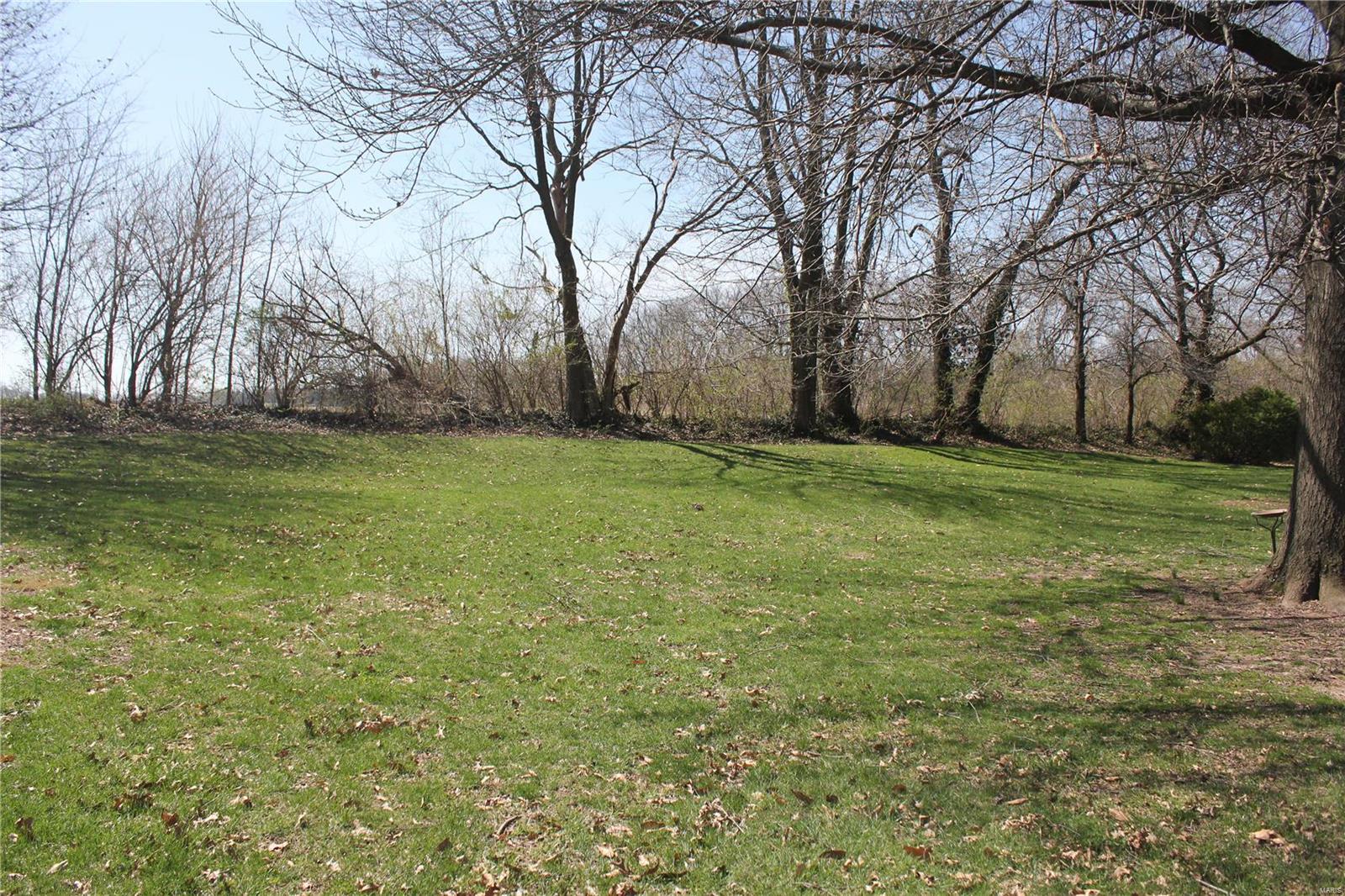 939 Olde Farm Road Troy, IL 62294 - Photo 6 of 34 Gallery Image 6