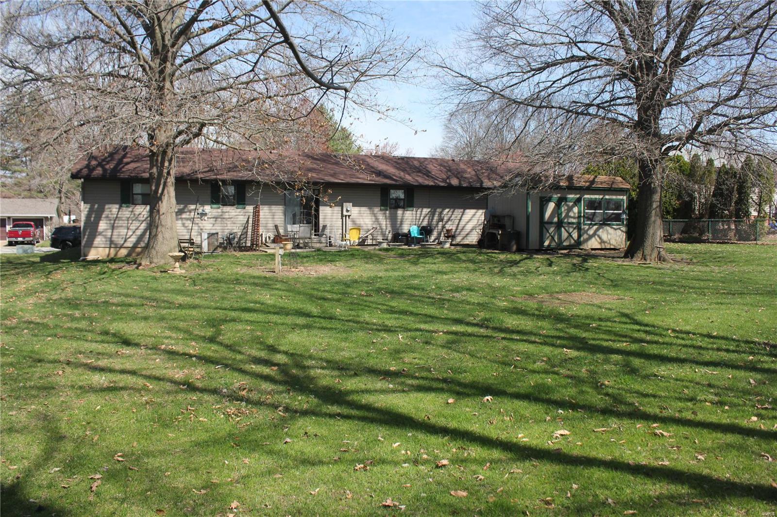 939 Olde Farm Road Troy, IL 62294 - Photo 9 of 34 Gallery Image 9