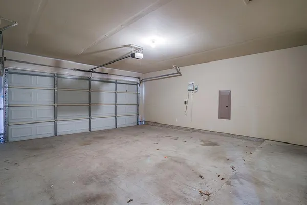 $2,350 | 11608 Champion Creek Drive, Frisco, TX 75036