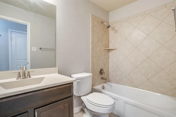 $2,350 | 11608 Champion Creek Drive, Frisco, TX 75036