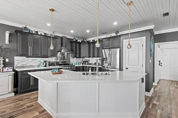 $995,000 | 931 Lighthouse Road, Fort Walton Beach, FL 32547