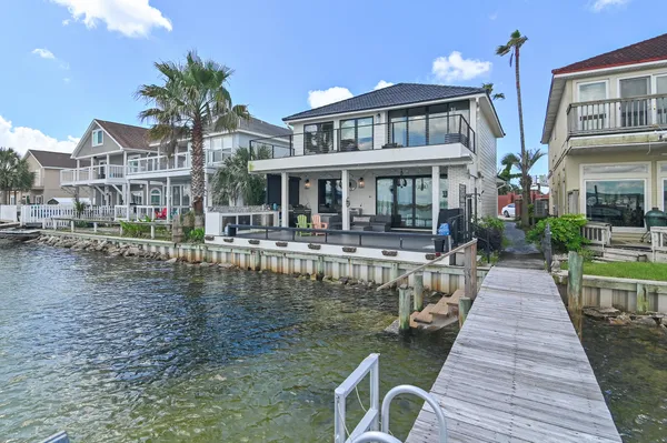 $995,000 | 931 Lighthouse Road, Fort Walton Beach, FL 32547