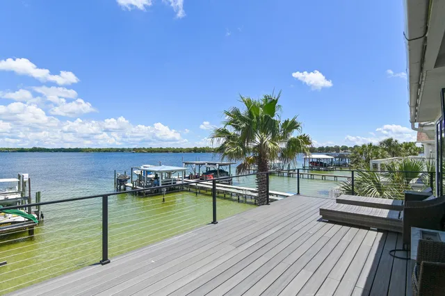 $1,089,500 | 931 Lighthouse Road, Fort Walton Beach, FL 32547