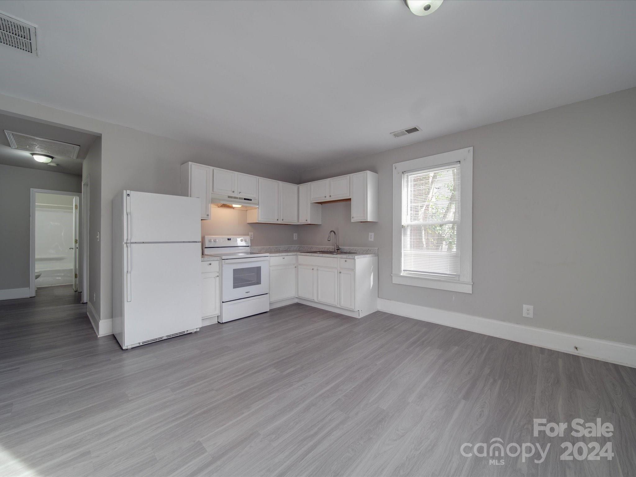 373-375 Spring Street Southwest Concord, NC 28025 - Photo 21 of 48 Gallery Image 21