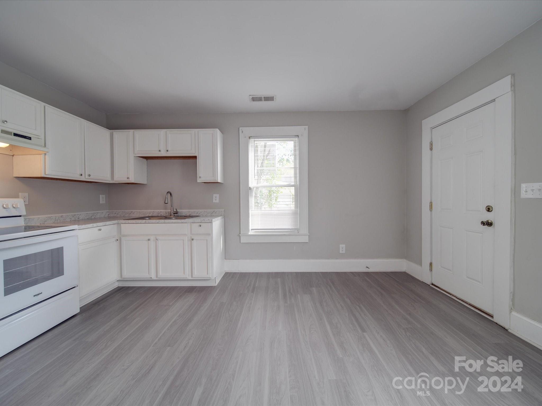 373-375 Spring Street Southwest Concord, NC 28025 - Photo 24 of 48 Gallery Image 24