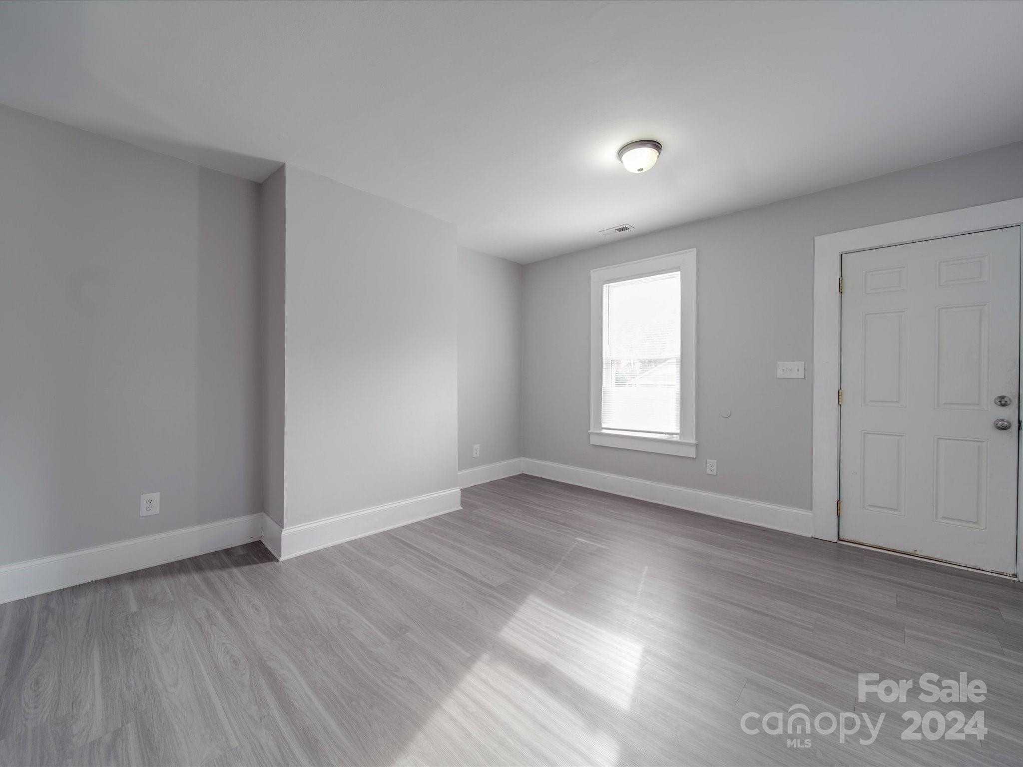 373-375 Spring Street Southwest Concord, NC 28025 - Photo 8 of 48 Gallery Image 8