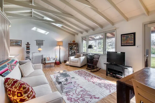 $20,000 | 1 Gegan Drive, Southampton, NY 11968