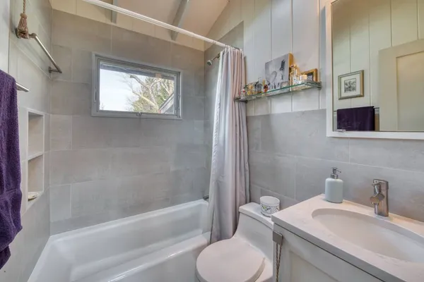 $20,000 | 1 Gegan Drive, Southampton, NY 11968