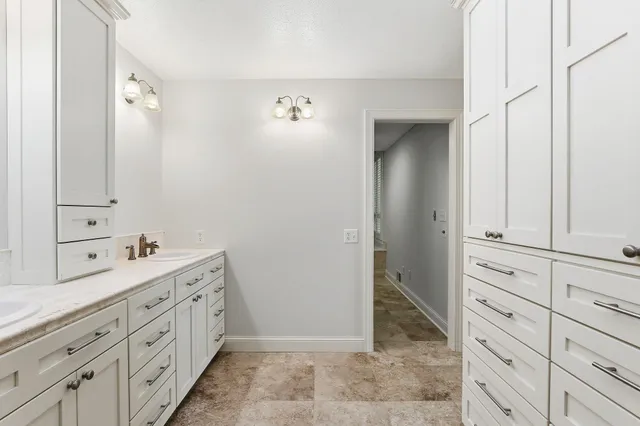 $8,000 | 2648 Casco Point Road, Wayzata, MN 55391