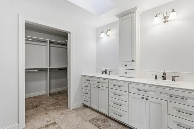 $8,000 | 2648 Casco Point Road, Orono, MN 55391