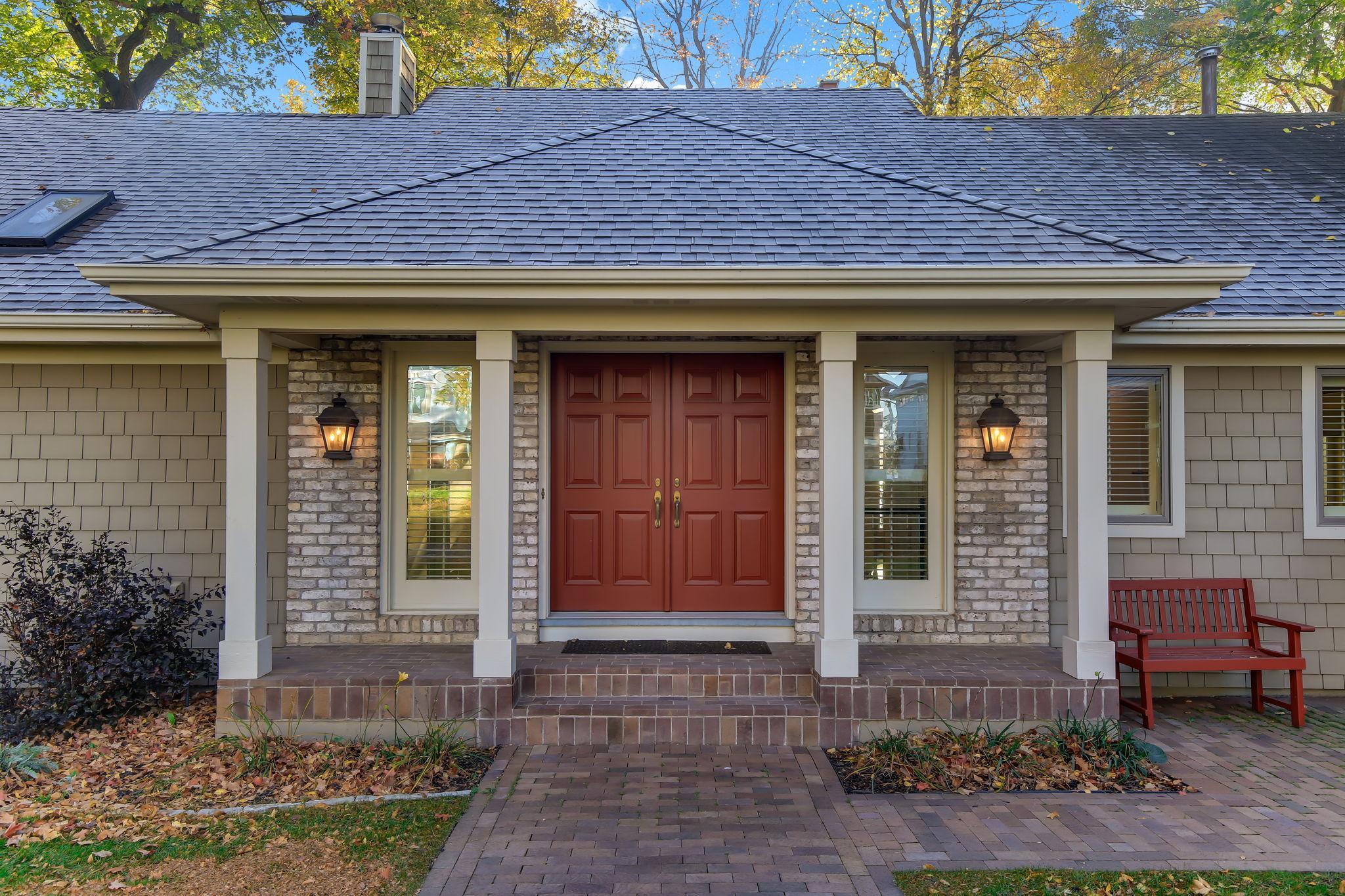 2648 Casco Point Road Wayzata, MN 55391 - Photo 4 of 55