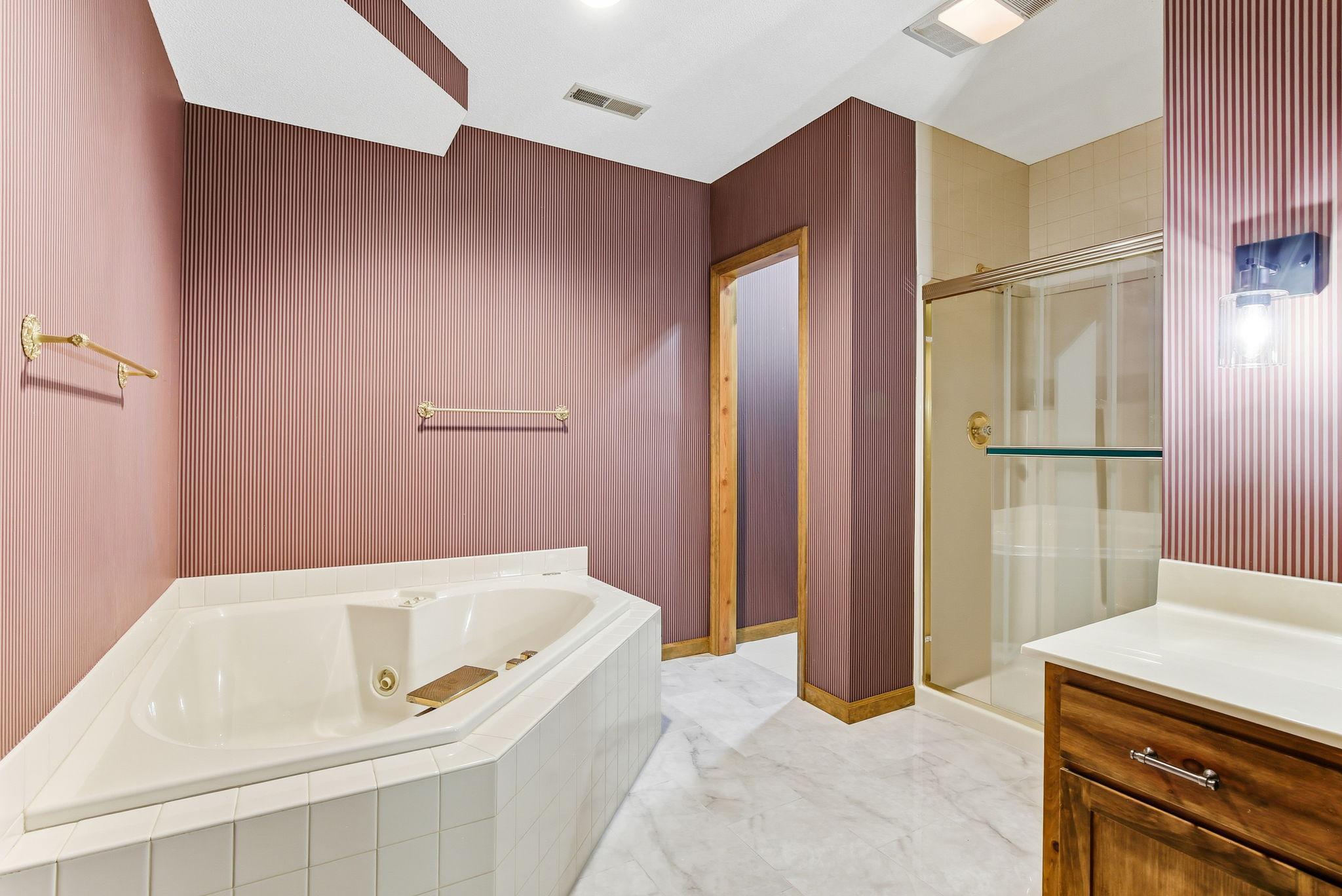 2648 Casco Point Road Wayzata, MN 55391 - Photo 42 of 55